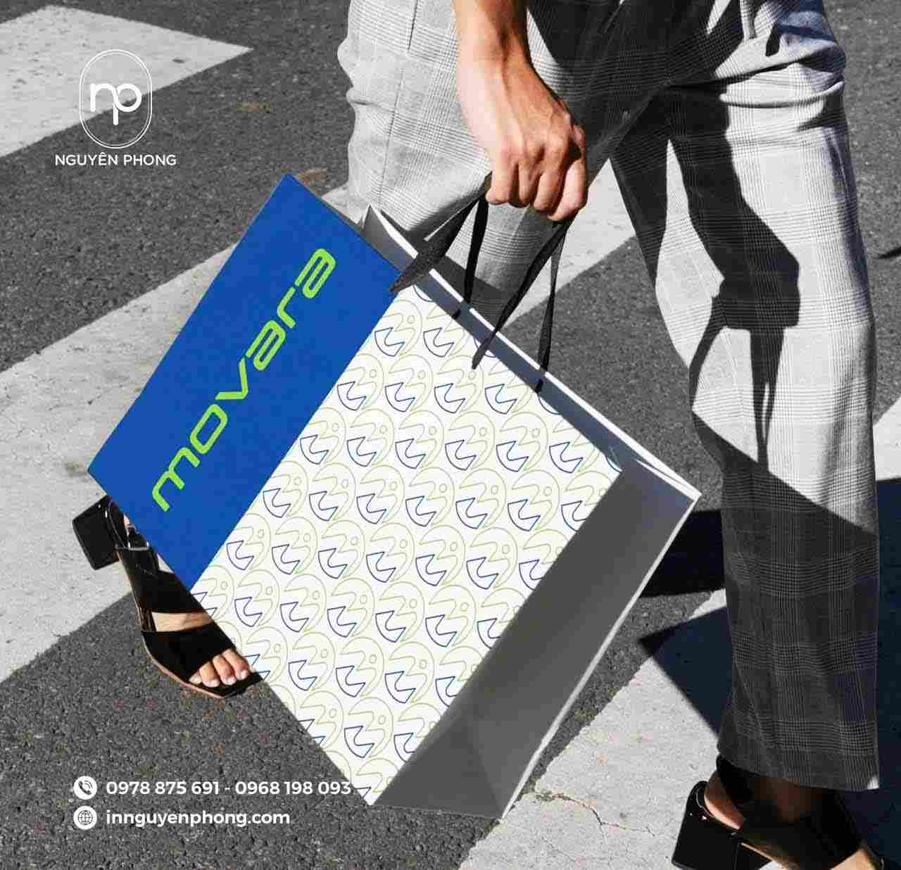 In túi giấy thương hiệu cao cấp